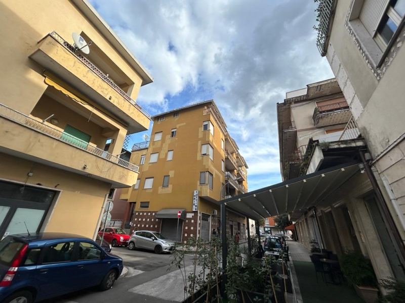Appartamento zona centrale, in vendita, Cassino. 