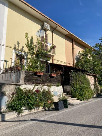Semi-indipendente su 2 livelli, in vendita, Piedimonte Residenziale