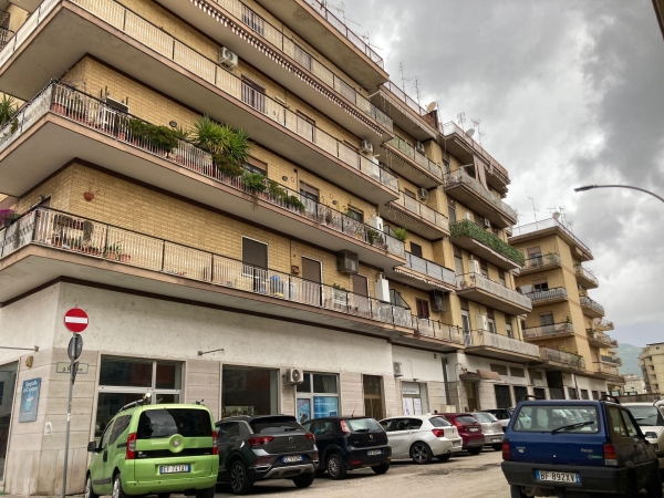 Bilocale ristrutturato arredato, in locazione, Cassino Residenziale