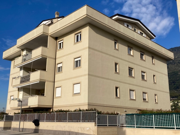 Bilocale con ampia corte esclusiva , in vendita, Cassino. Residenziale